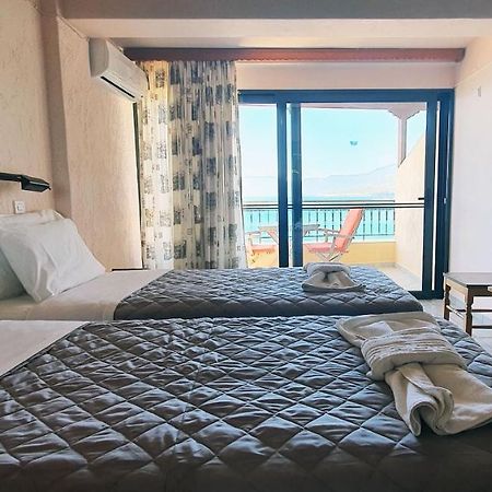 Stoúpa Halikoura Beach Apartments מראה חיצוני תמונה