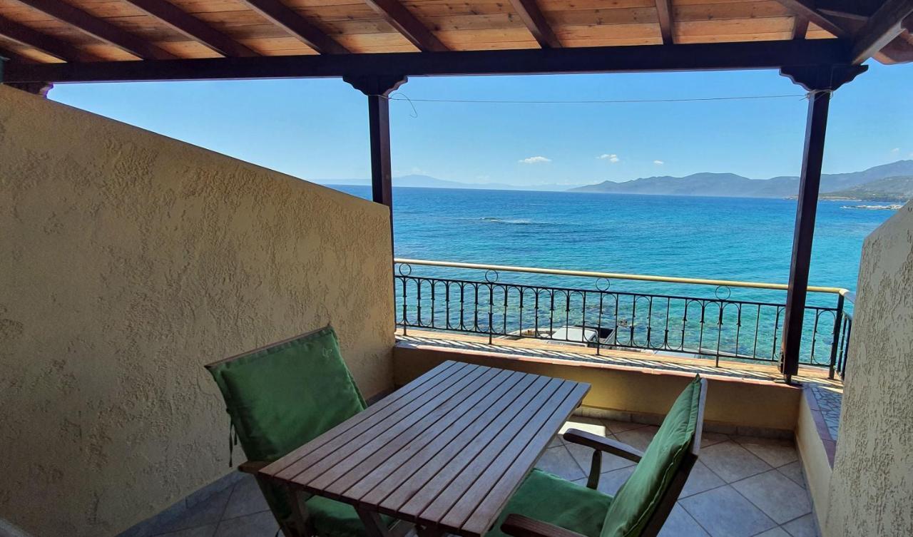 Stoúpa Halikoura Beach Apartments מראה חיצוני תמונה
