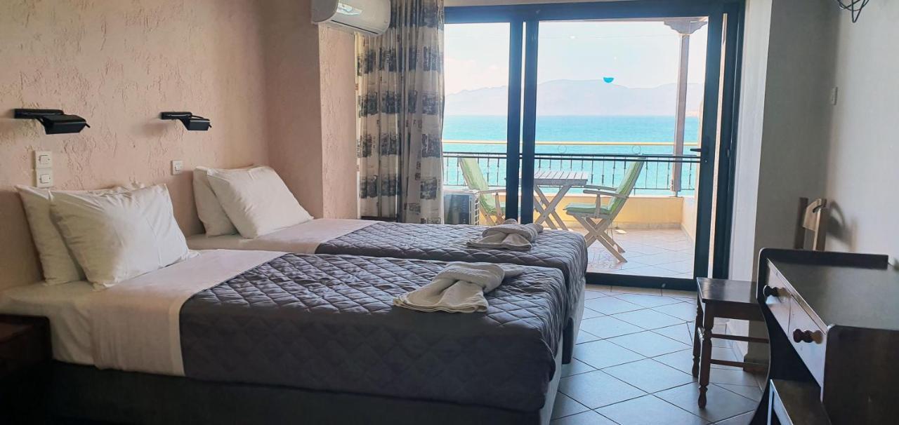 Stoúpa Halikoura Beach Apartments מראה חיצוני תמונה
